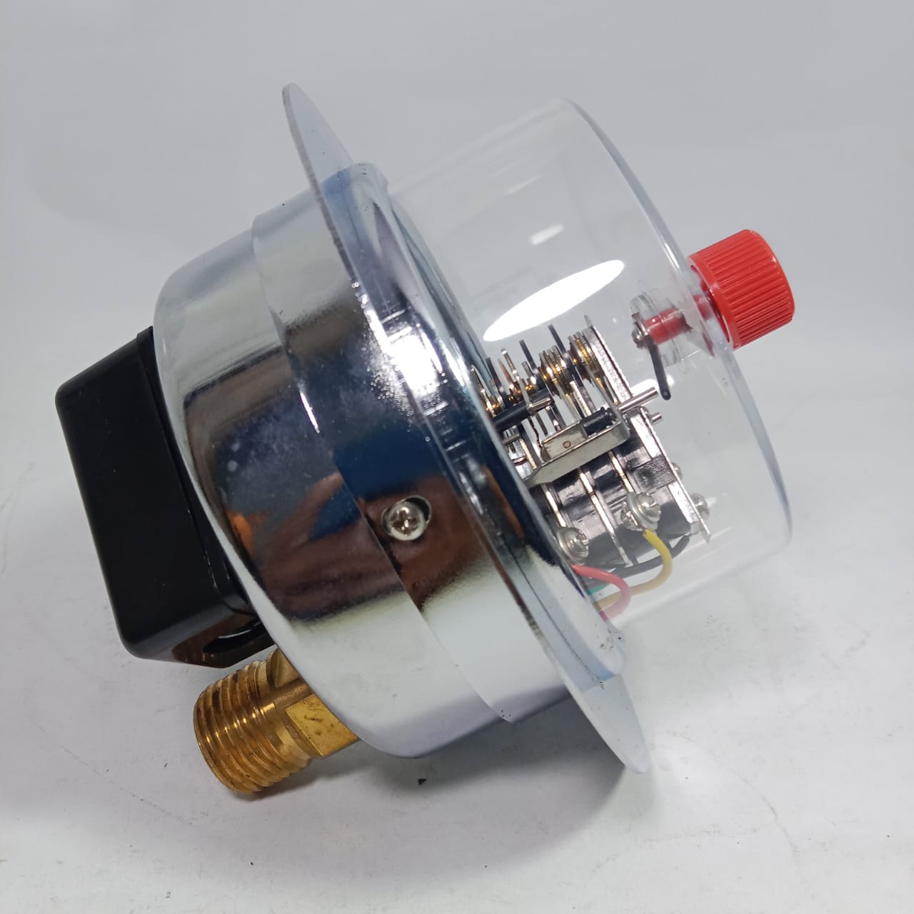 Shock-Resistant Electric Contact Pressure Gauge in Pakistan - 400 bar thumbnail 6