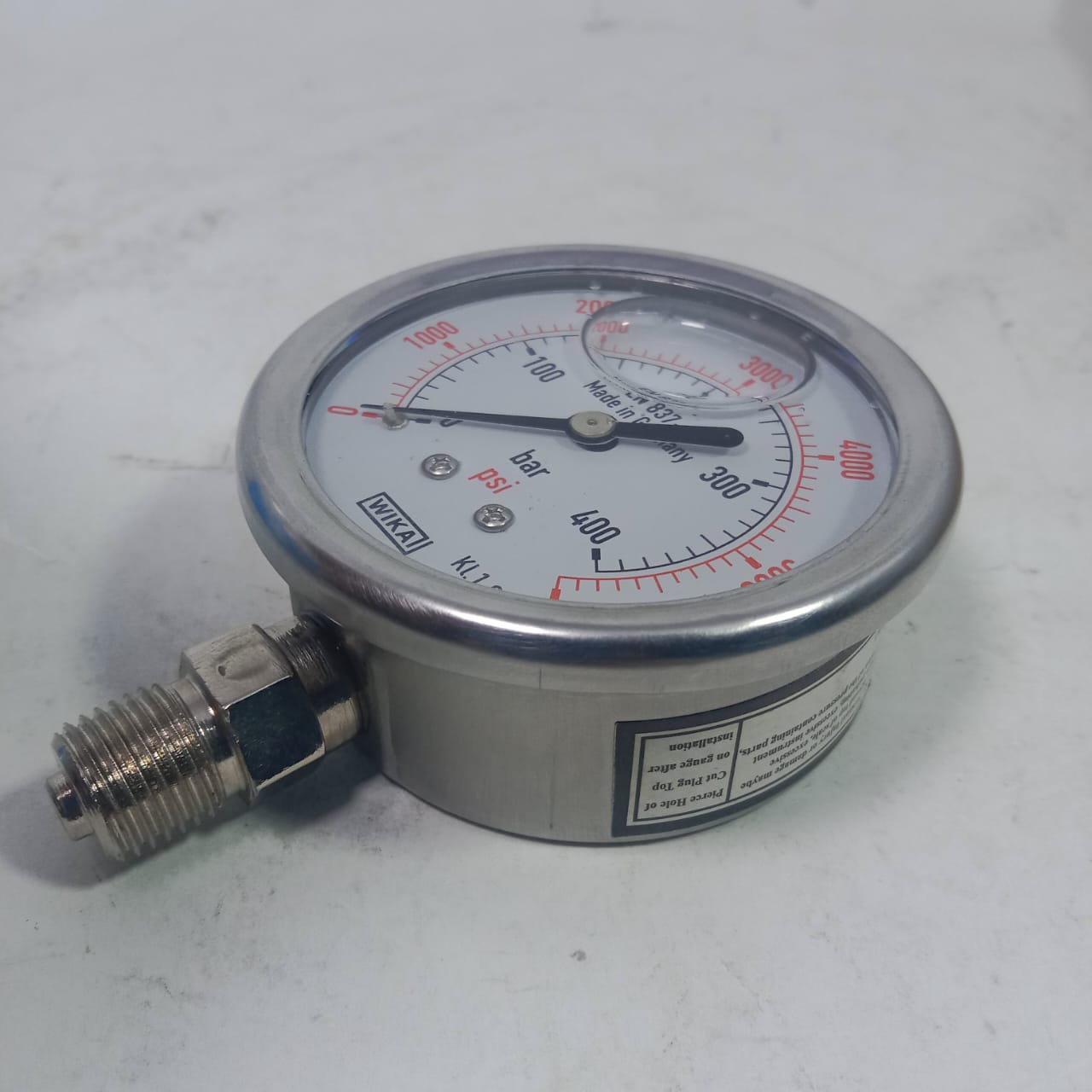 Pressure Gauges 2.5 inch dial bottom  in Pakistan - 400 bar thumbnail 2