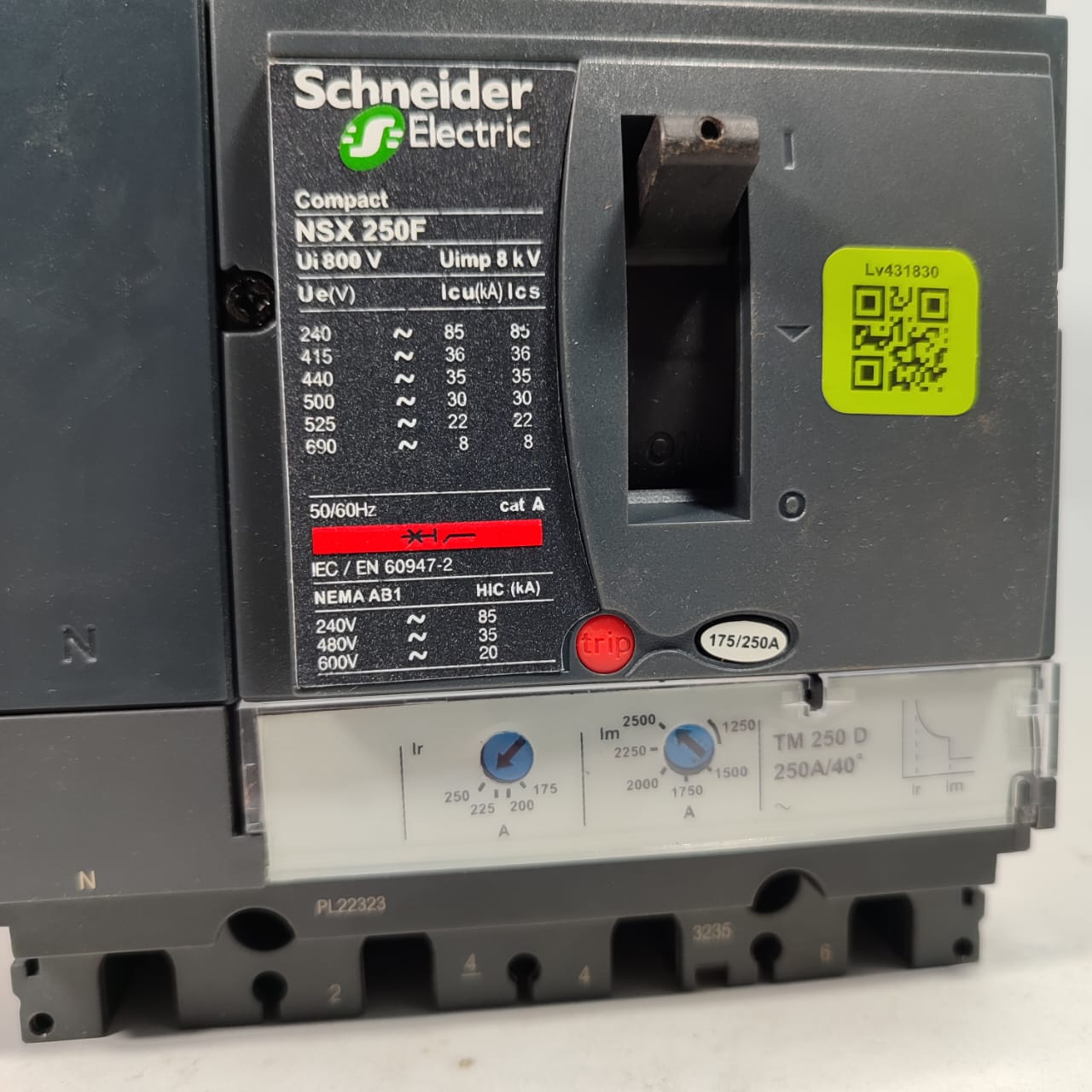Schneider NSX 250F 4pol 250A MCCB Circuit Breaker USED in Pakistan - 630A thumbnail 4