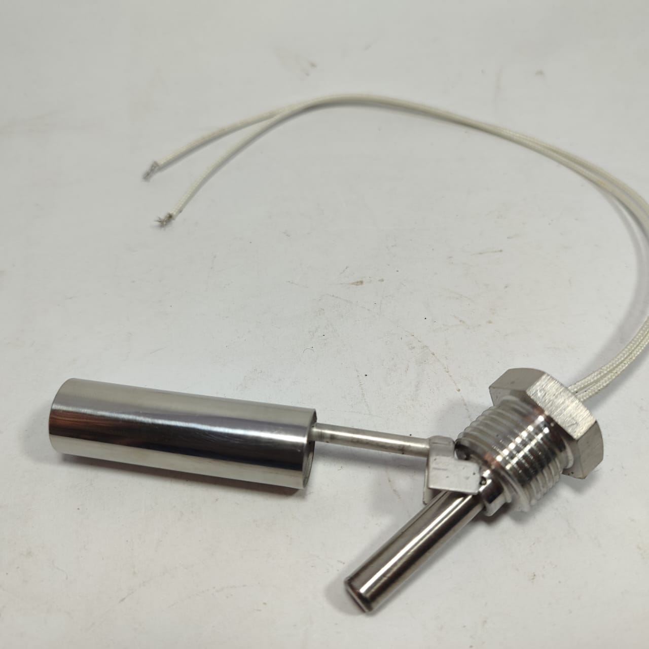 Horizontal Mount Hot Water Tank Liquid Level Sensor in Pakistan