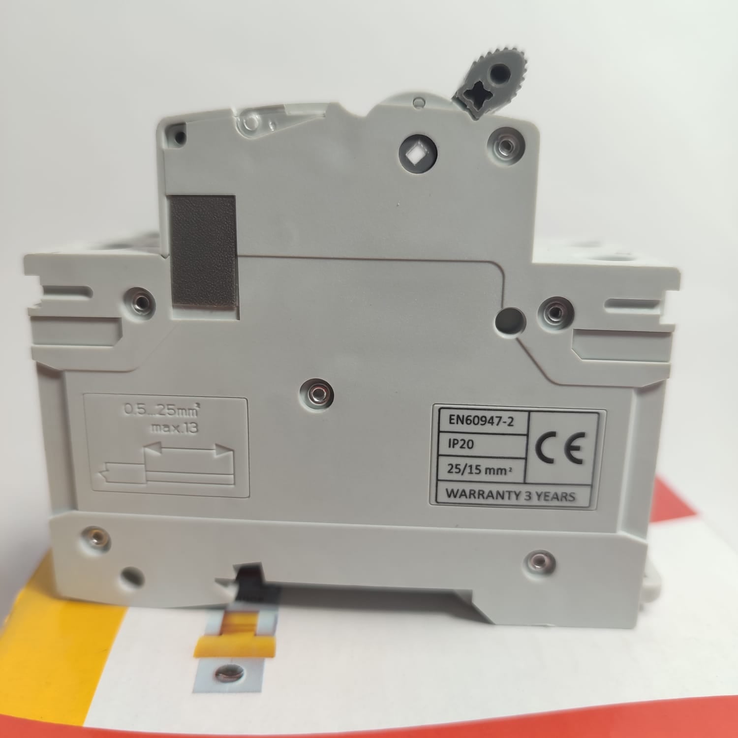 Boneega 1000V DC 2 Pole Circuit Breaker China Made in Pakistan - 2 Pole / 100A thumbnail 5