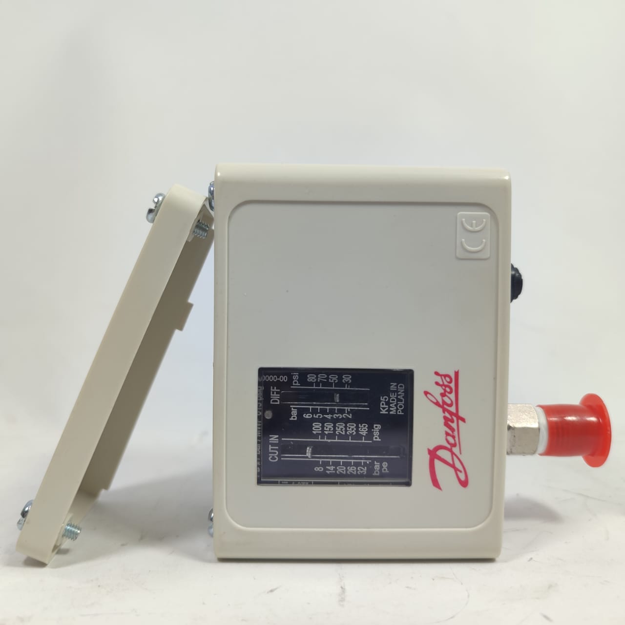 DANFOSS 060-117166 Pressure Switches KP series CHINA MADE   in Pakistan - KP35 thumbnail 5