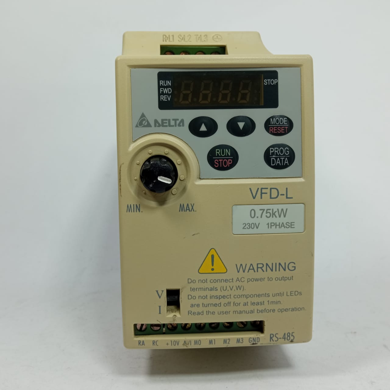 Delta VFD007L21A VFD-L  1HP 240V 1PH/3PH 4.2A CT