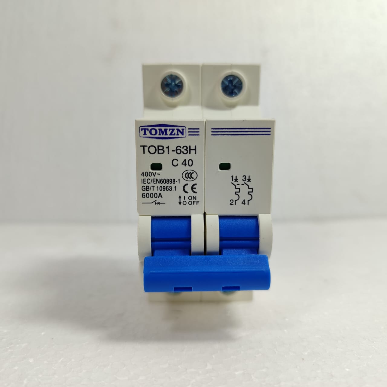 TOMZN TOB1-63H4P 2P C Type AC Mini Circuit Breaker in Pakistan - 32A thumbnail 2