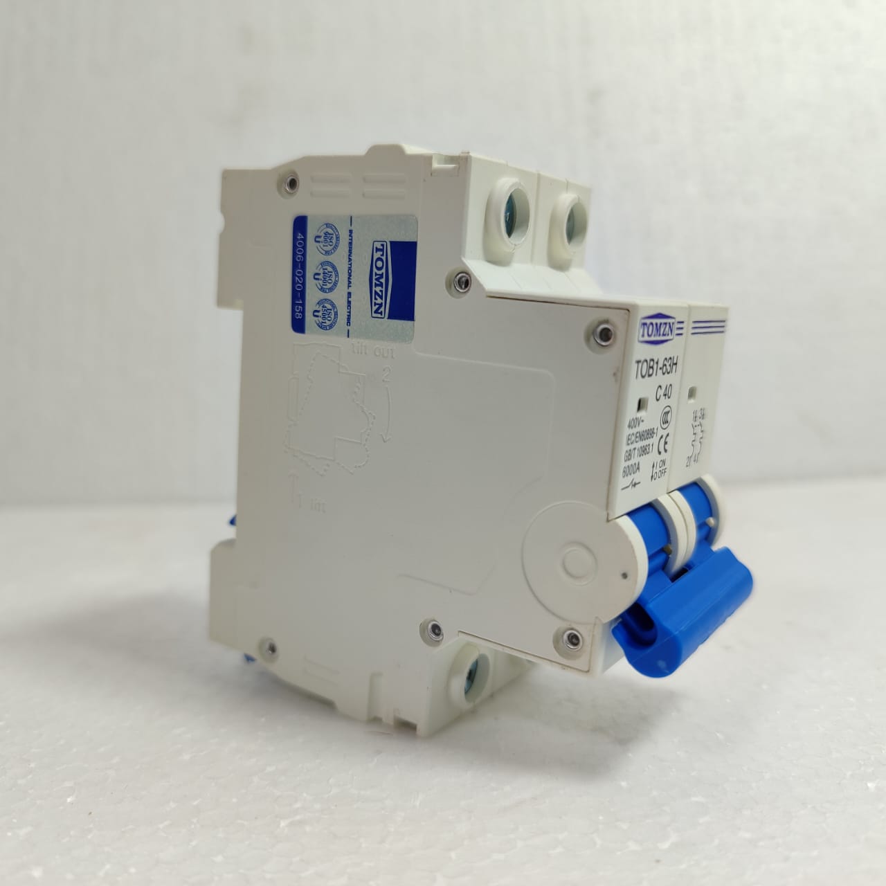 TOMZN TOB1-63H4P 2P C Type AC Mini Circuit Breaker in Pakistan - 32A thumbnail 4