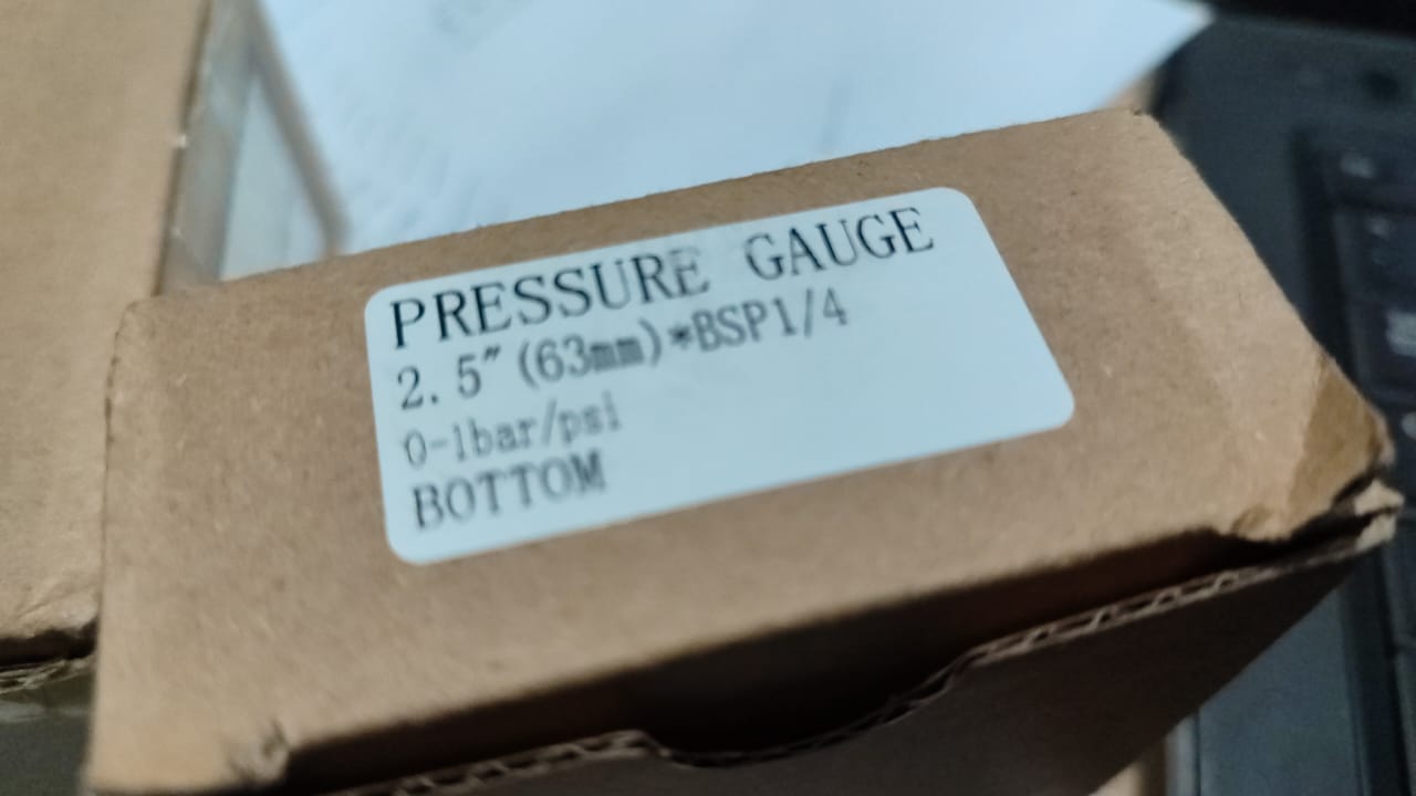 Air pressure gauge 2.5' (63 mm) * BSP 1/4 in Pakistan - 400BAR thumbnail 3