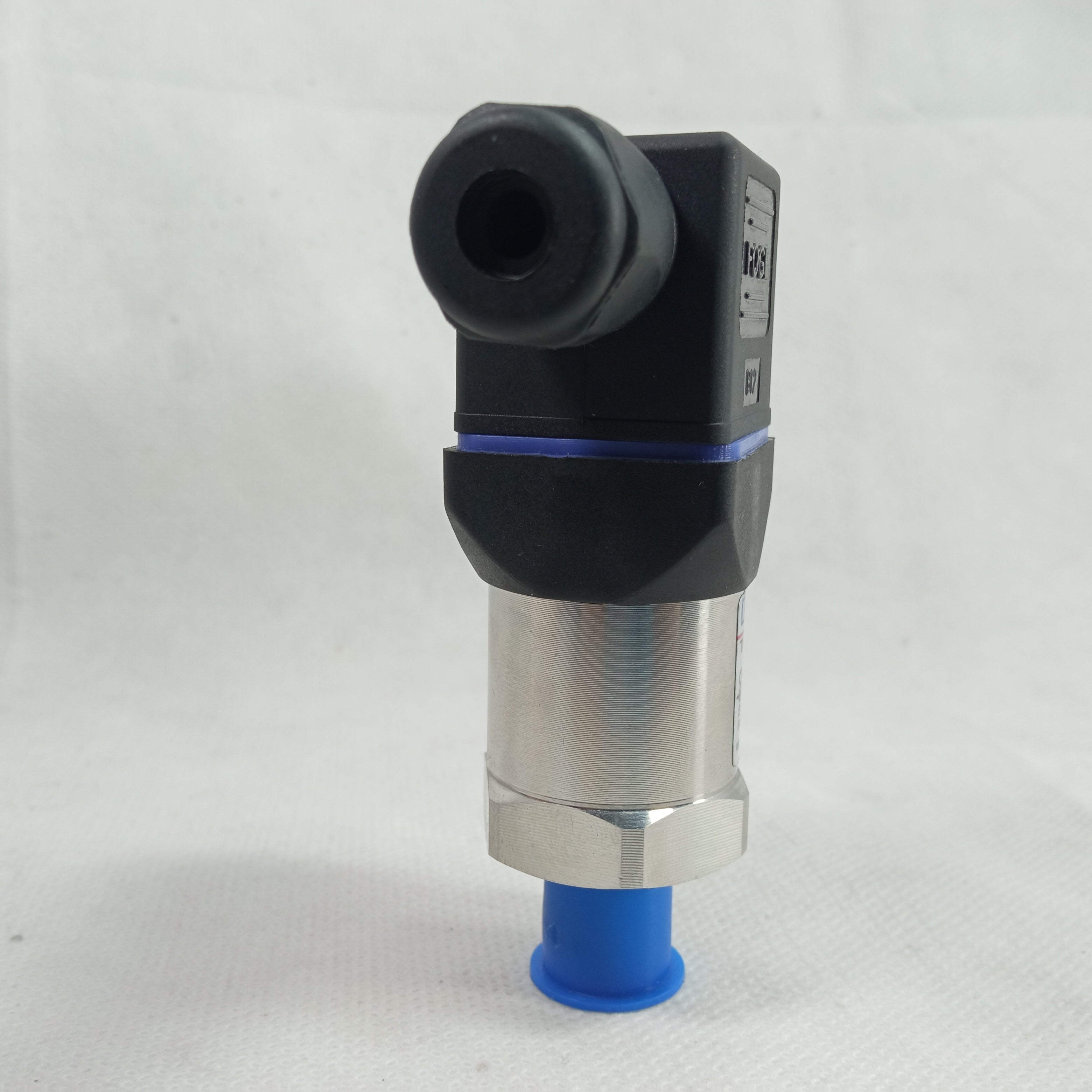 WIKA Pressure transmitter A-10 For general industrial applications in Pakistan - 0-2.5 BAR thumbnail 4