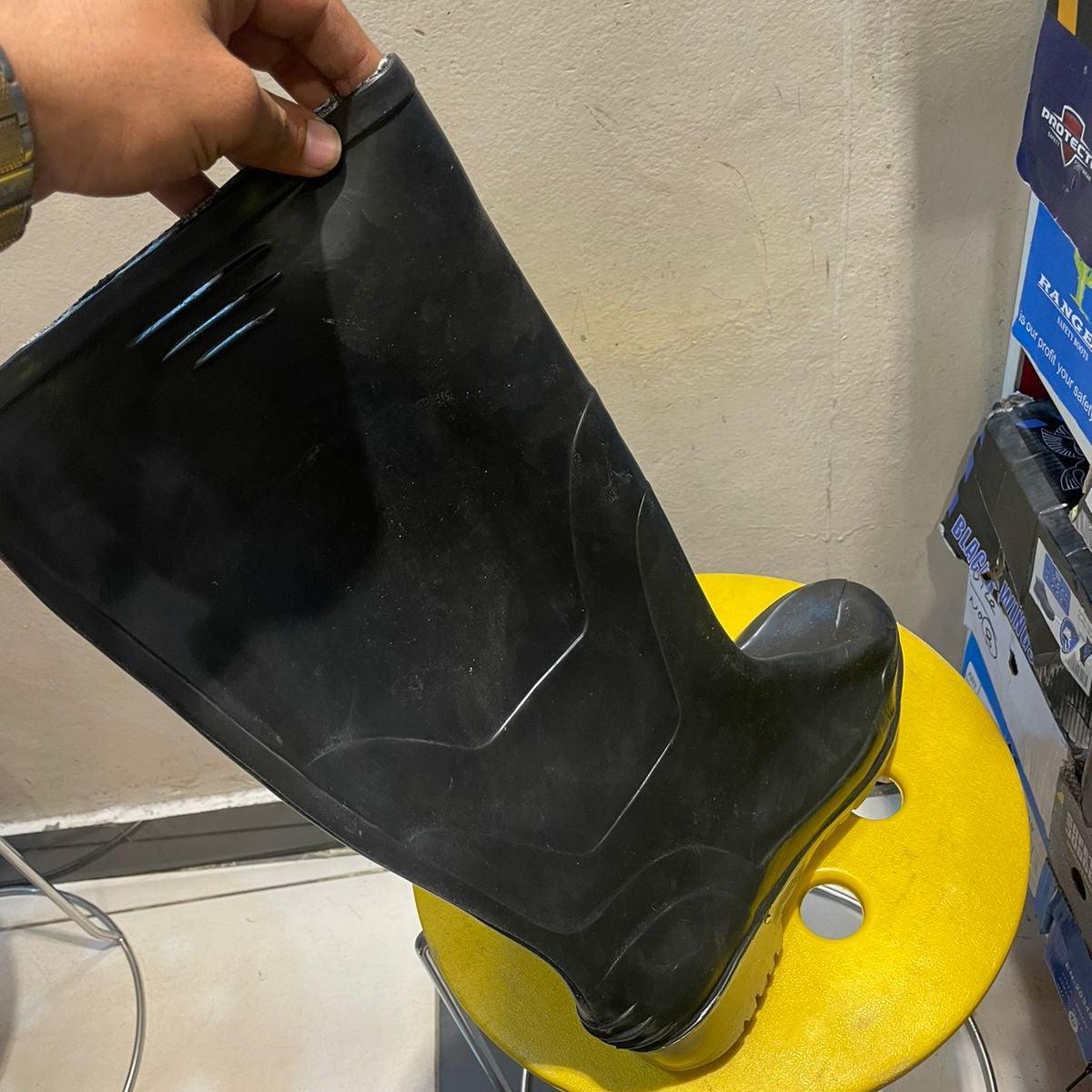 Best Quality Safety Rain Boots in Pakistan - 44 thumbnail 3