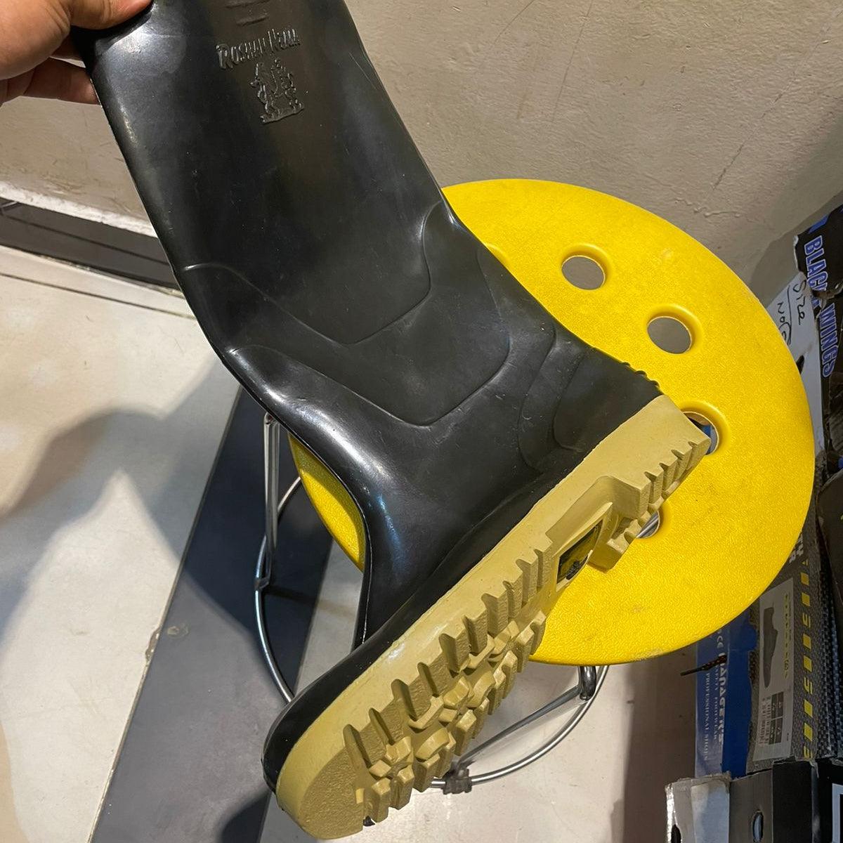 Best Quality Safety Rain Boots in Pakistan - 44 thumbnail 7