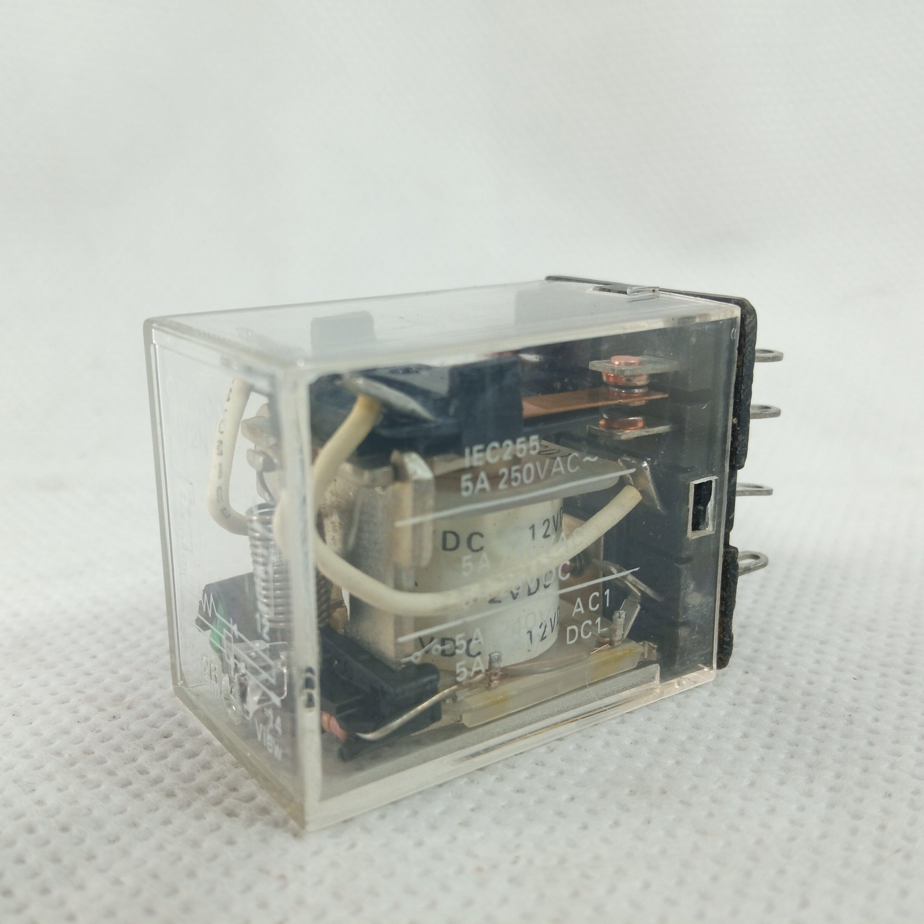 Omron General Purpose Minature Relay LY2 in Pakistan - LY2 / 220VAC thumbnail 2