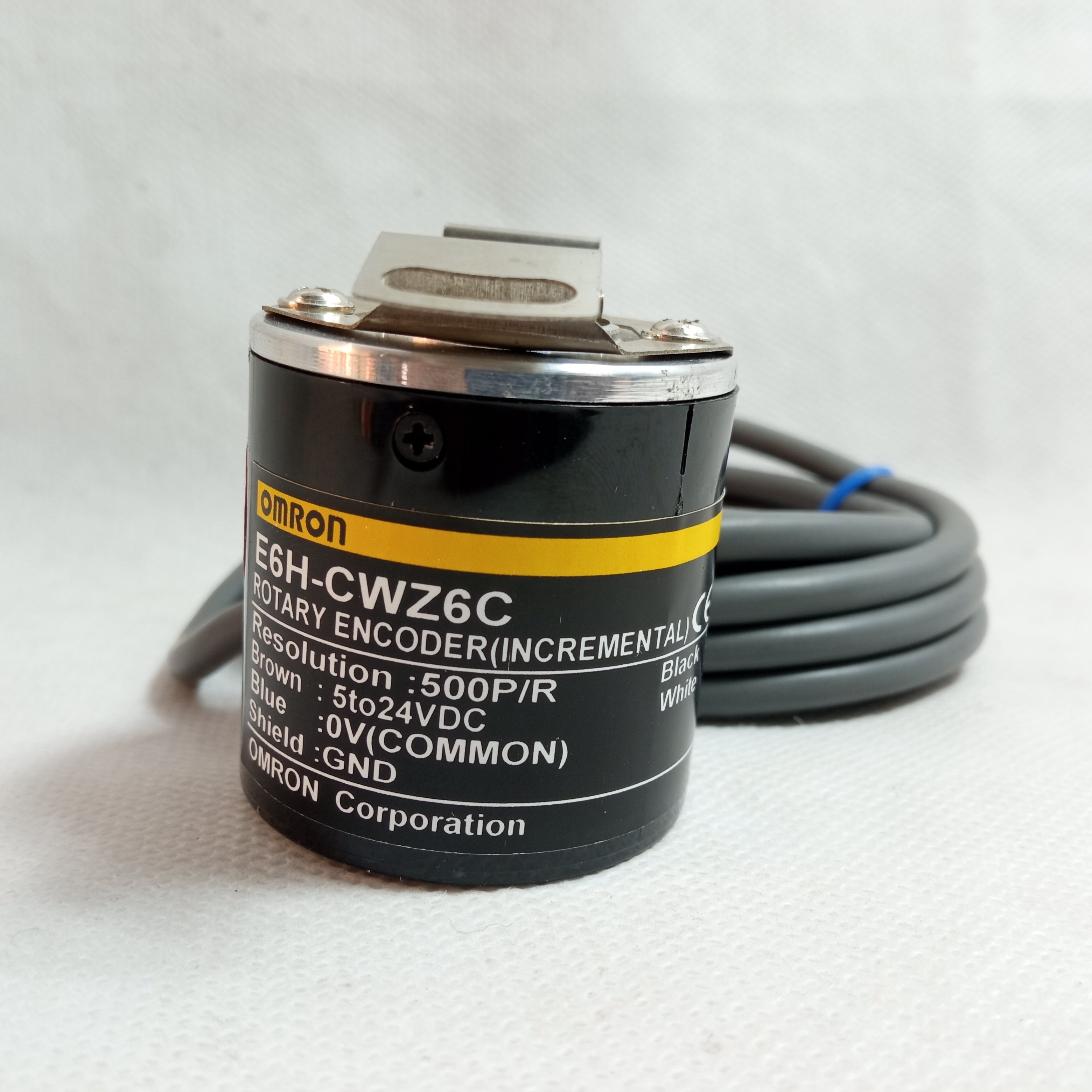 1024PPR Omron E6H-CWZ6C Rotary Encoder 5 24VDC in Pakistan - 500PPR