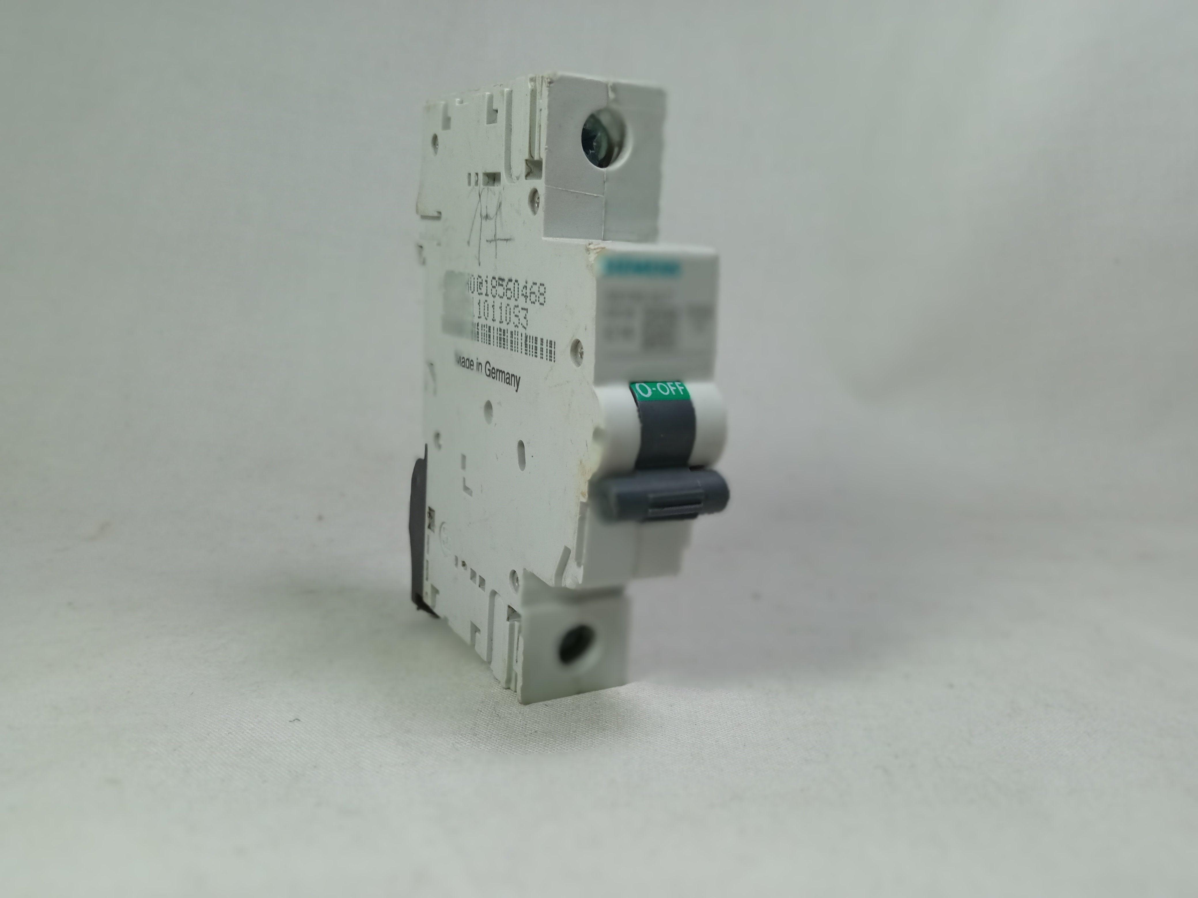 MCB AC Circuit Breaker 5SY4263-7 SEIMENS in Pakistan - 1 Pole / 16A thumbnail 6
