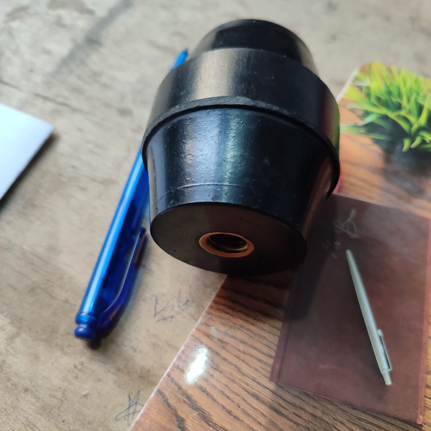 Low voltage Bus Bar insulator in Pakistan - 30x25mm