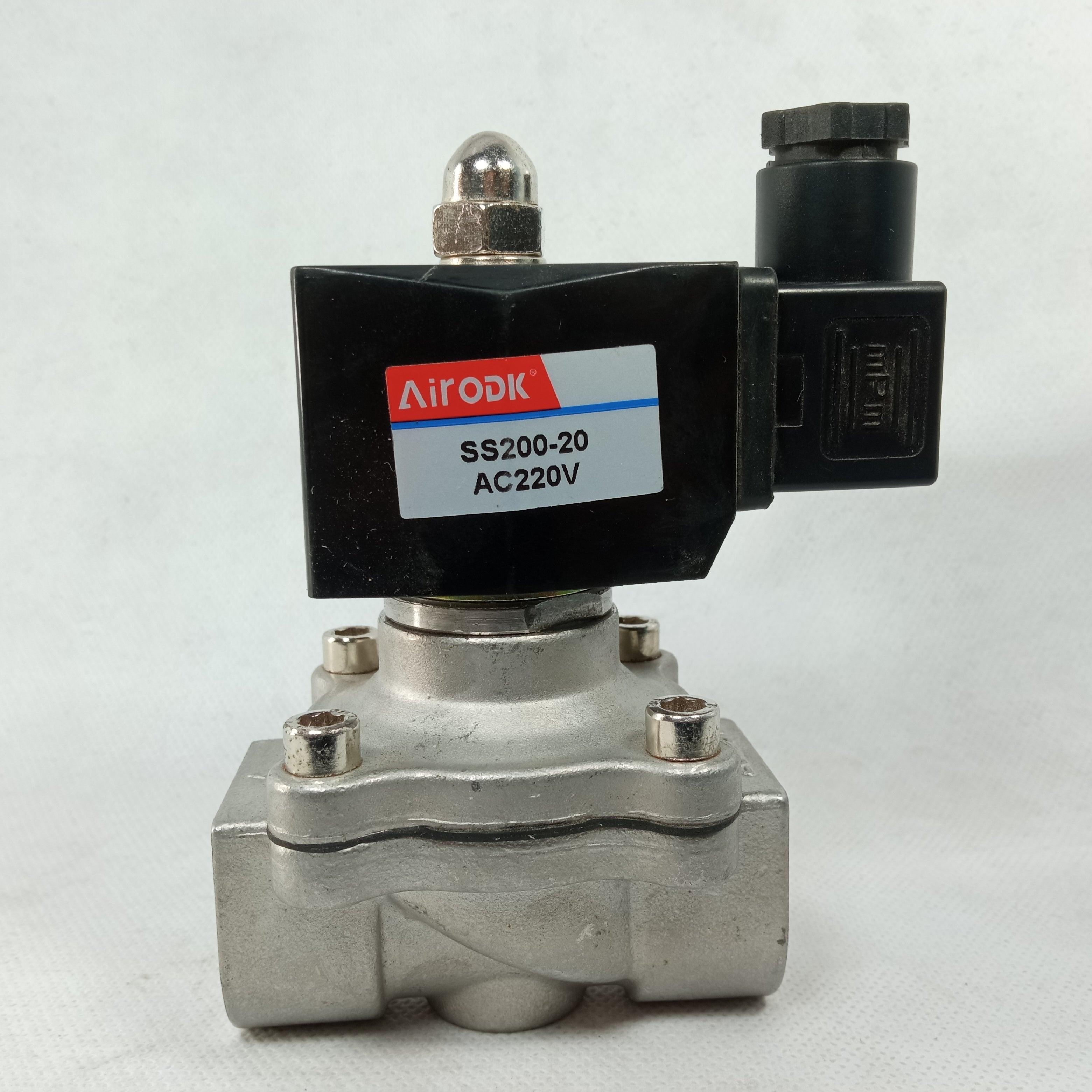 Solenoid Valve SS AC220V in Pakistan - 1/2 inch
