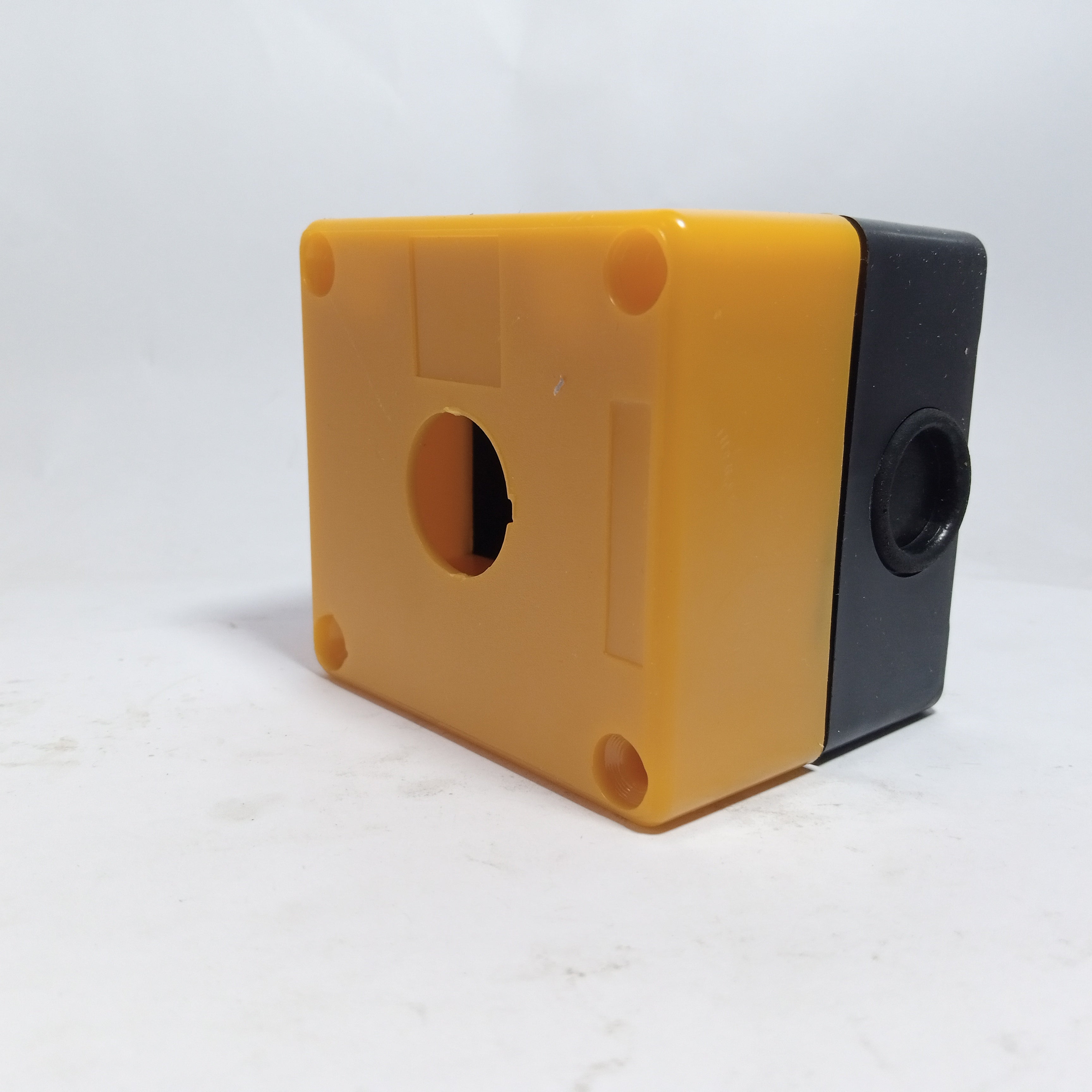 Switch Hole Box for 22mm Push Button Plastic in Pakistan - 3 Hole thumbnail 6
