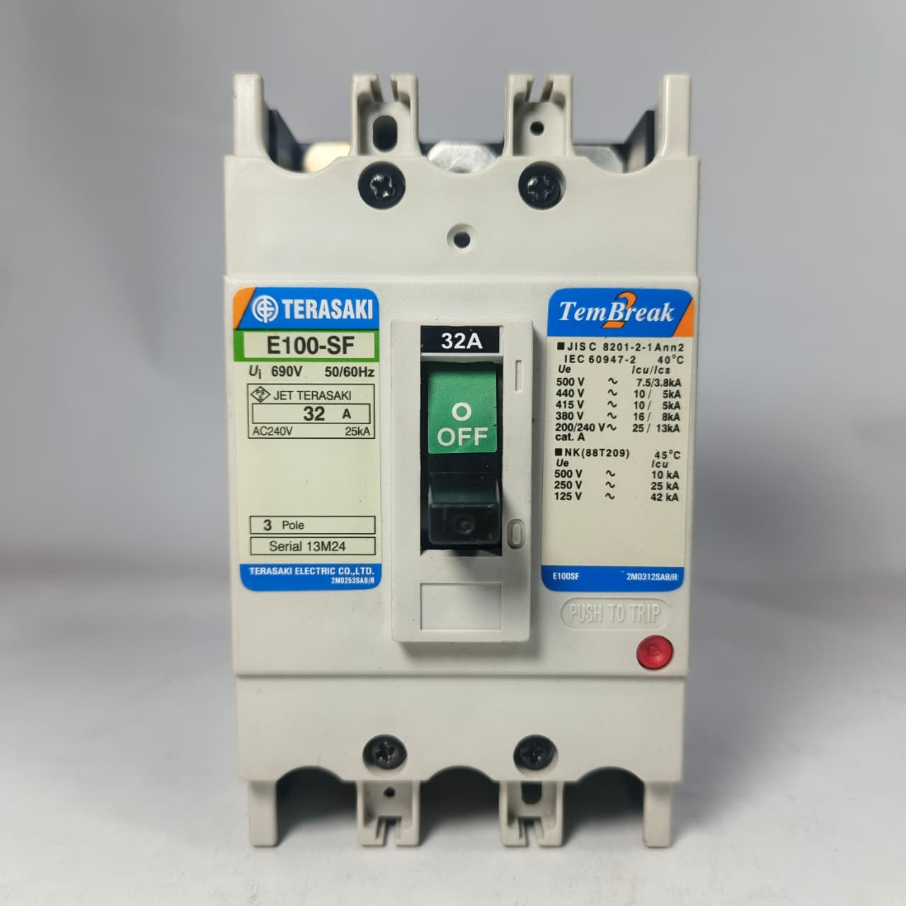 Moulded Case Circuit Breaker Ep100 NF MCCB Terasaki used in Pakistan - 32A