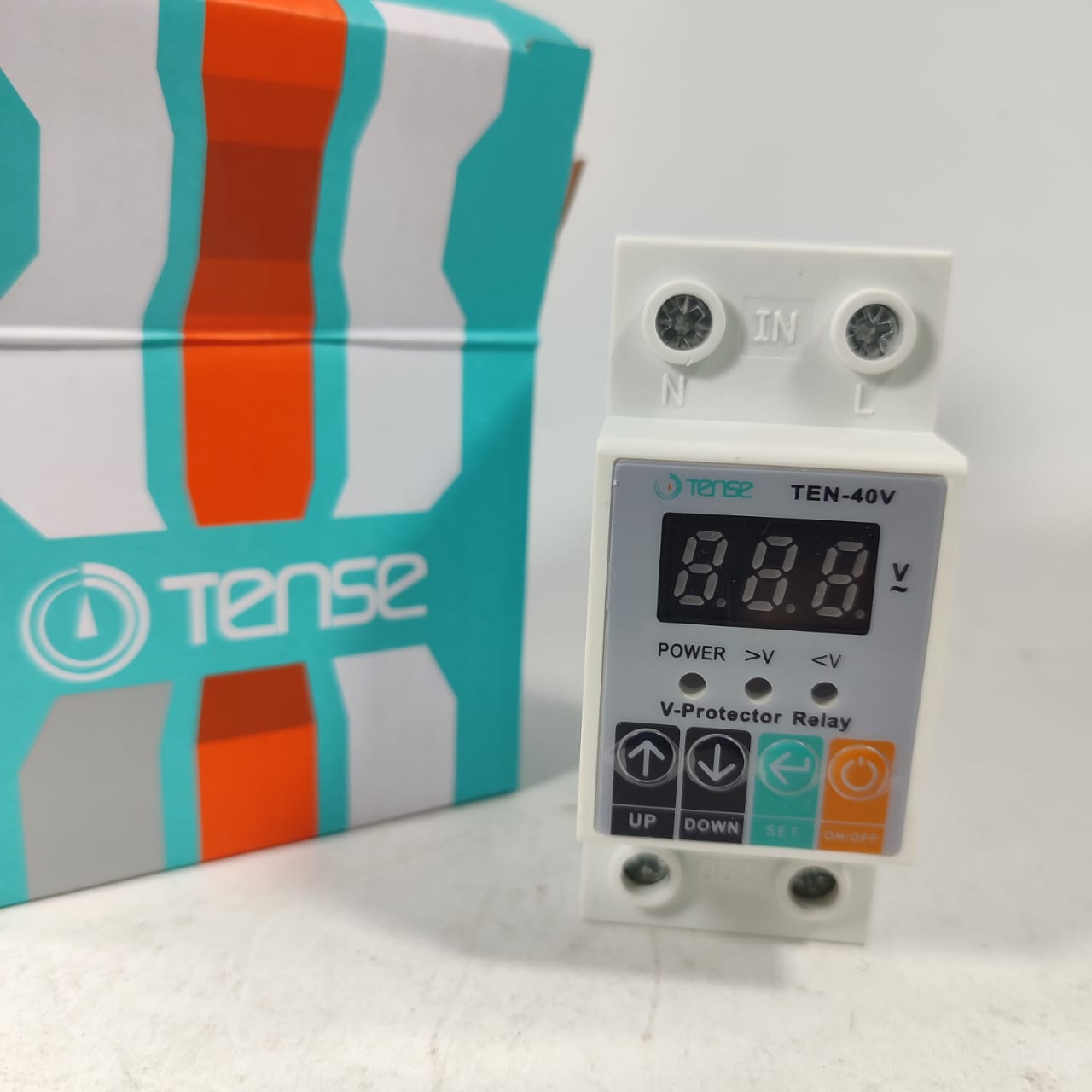 Tense Over and Under Voltage Relay Protective Device V-Protector Protector VP-40A in Pakistan
