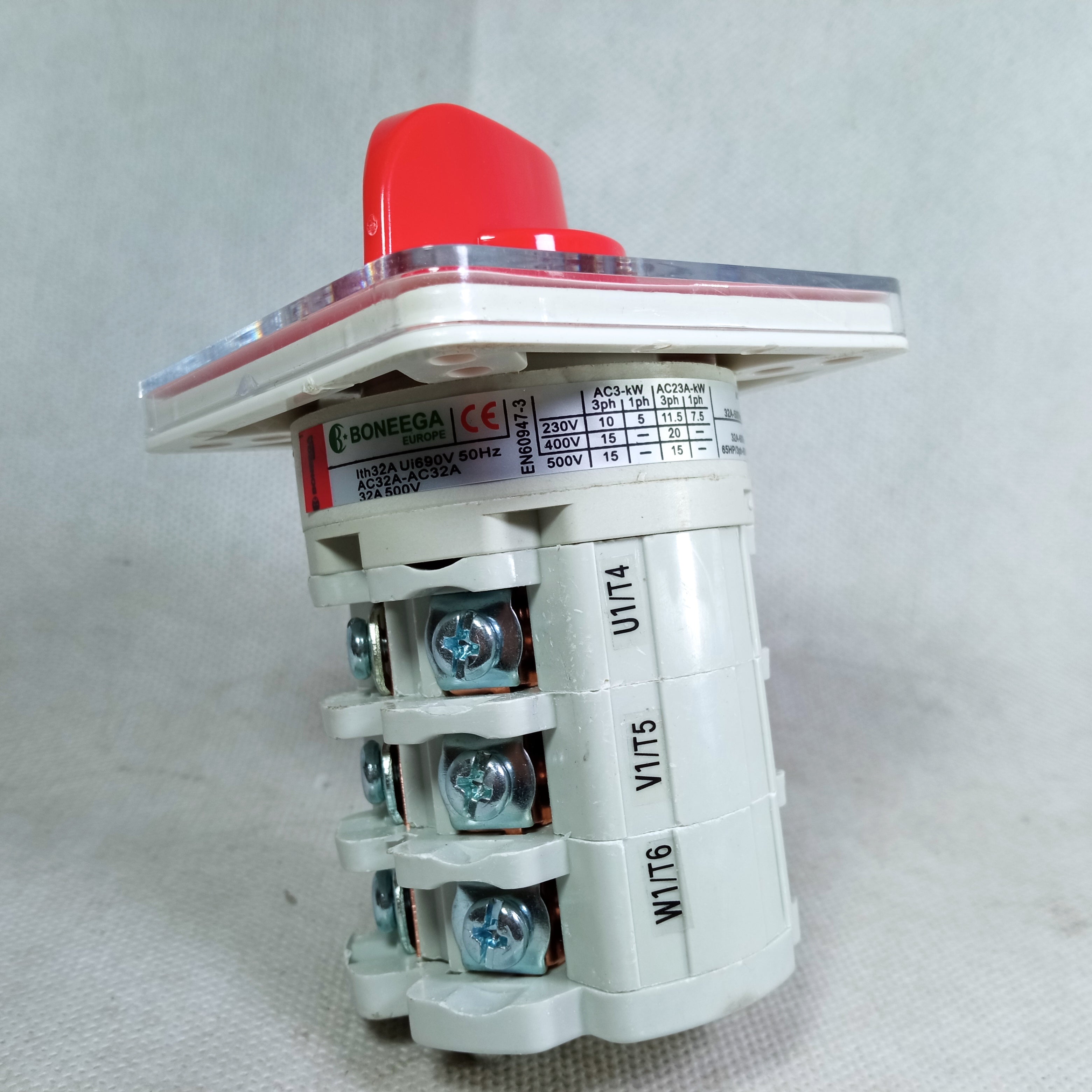 Boneega Rotary Changeover Switch 2 3 4 Pole 1-0-2 in Pakistan - 125A / 4Pole thumbnail 4